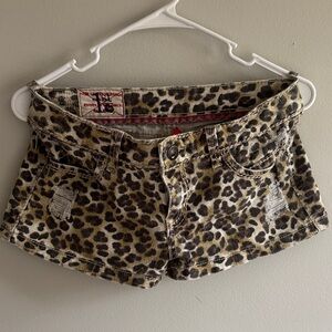 1st Kiss Leopard Print Jean Shorts 9